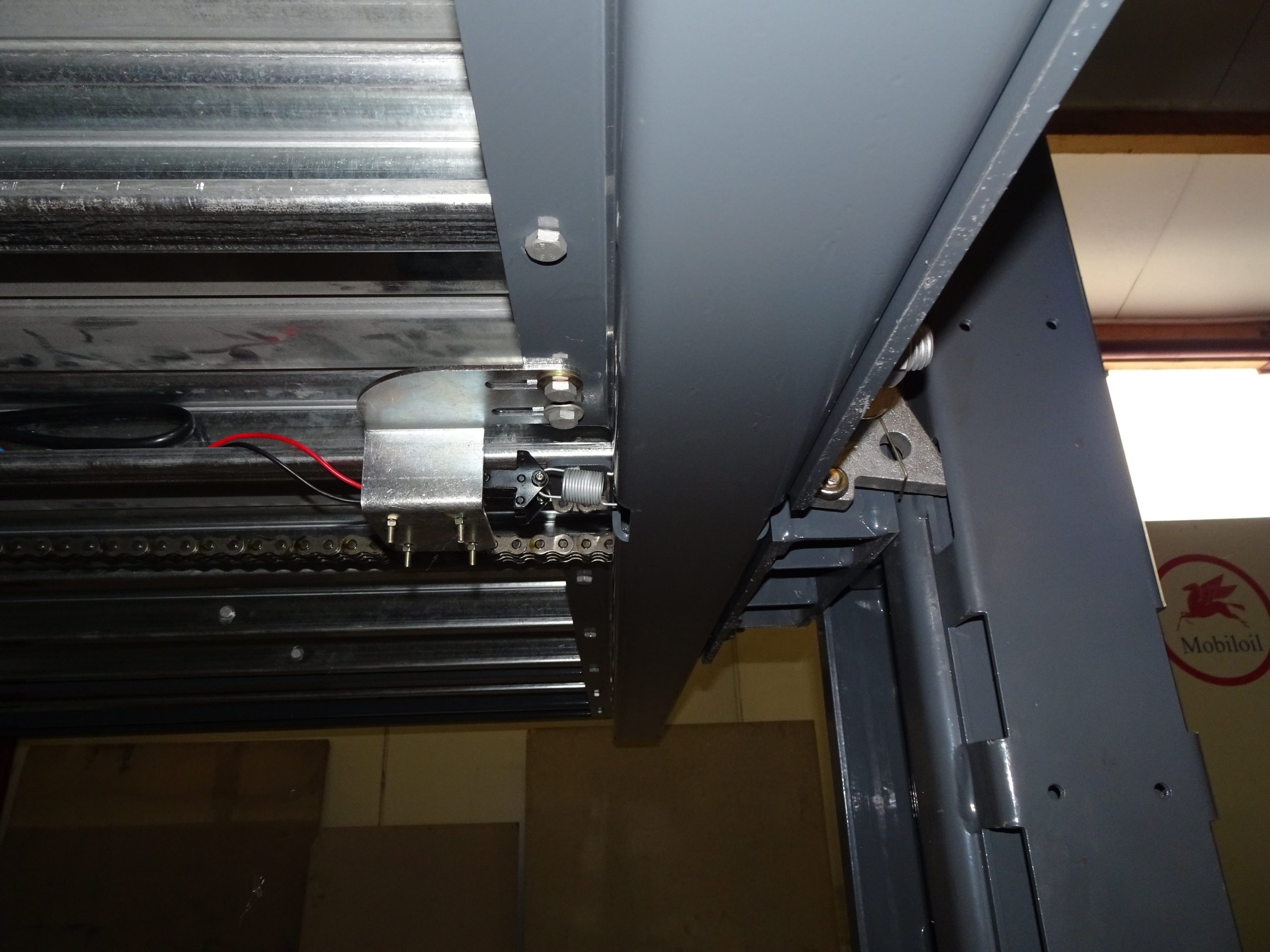 Two Post Car Lifts for Home & Commercial Garages