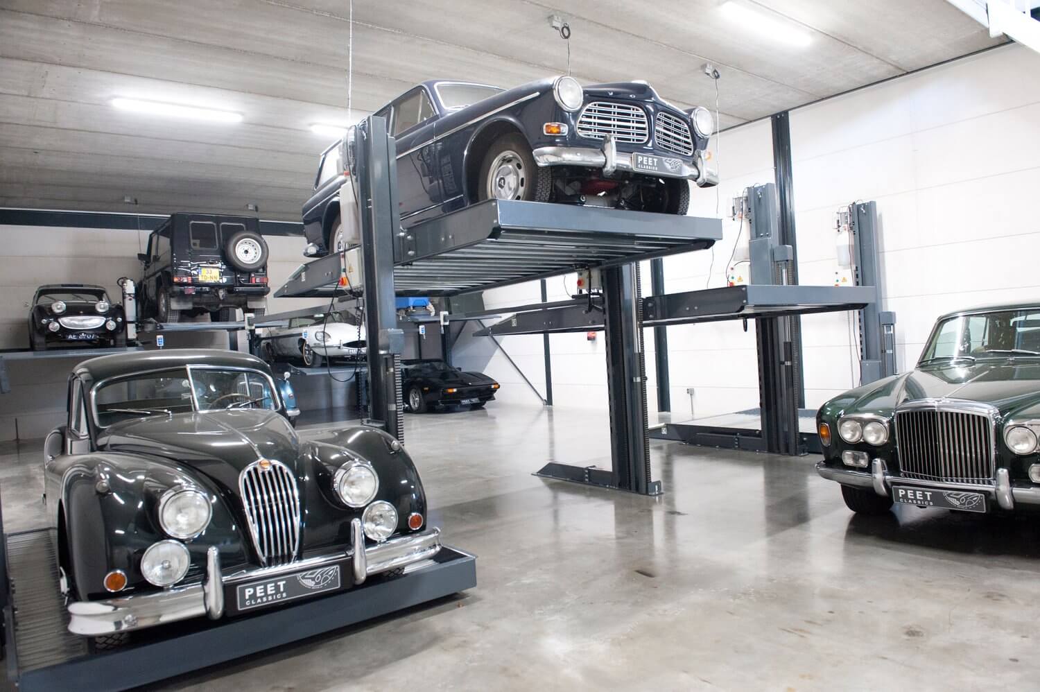 Two Post Car Lifts for Home & Commercial Garages
