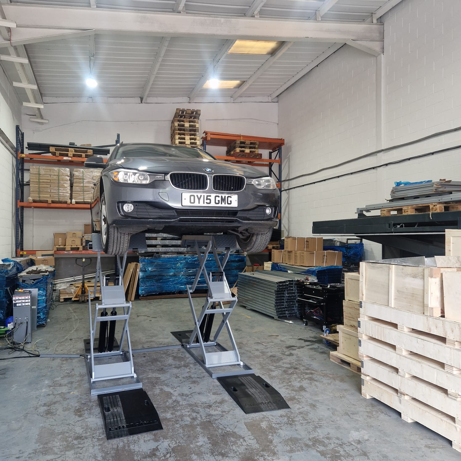 LGX40 High Rise Double Scissor Lift for Workshops